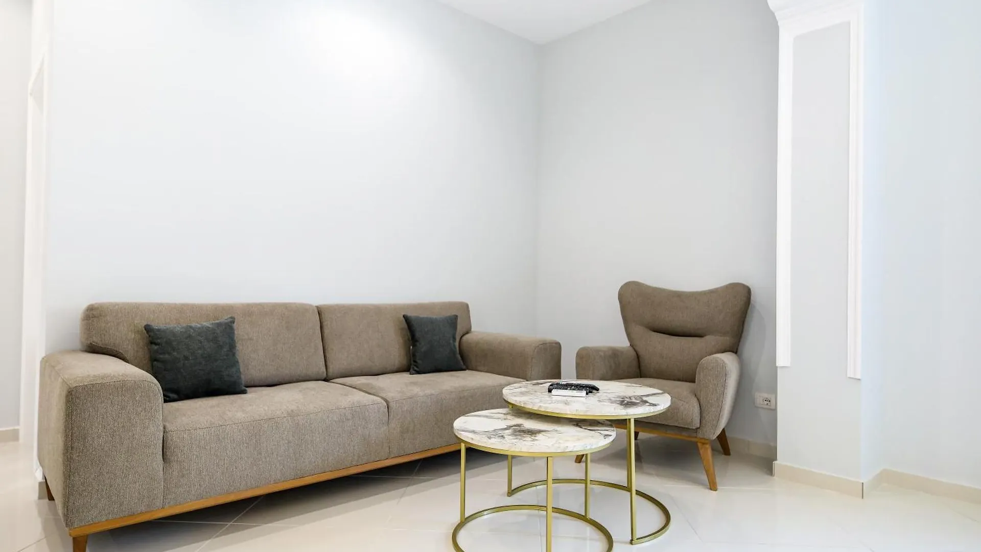 Adam Residence Free Parking Vlore 0*,