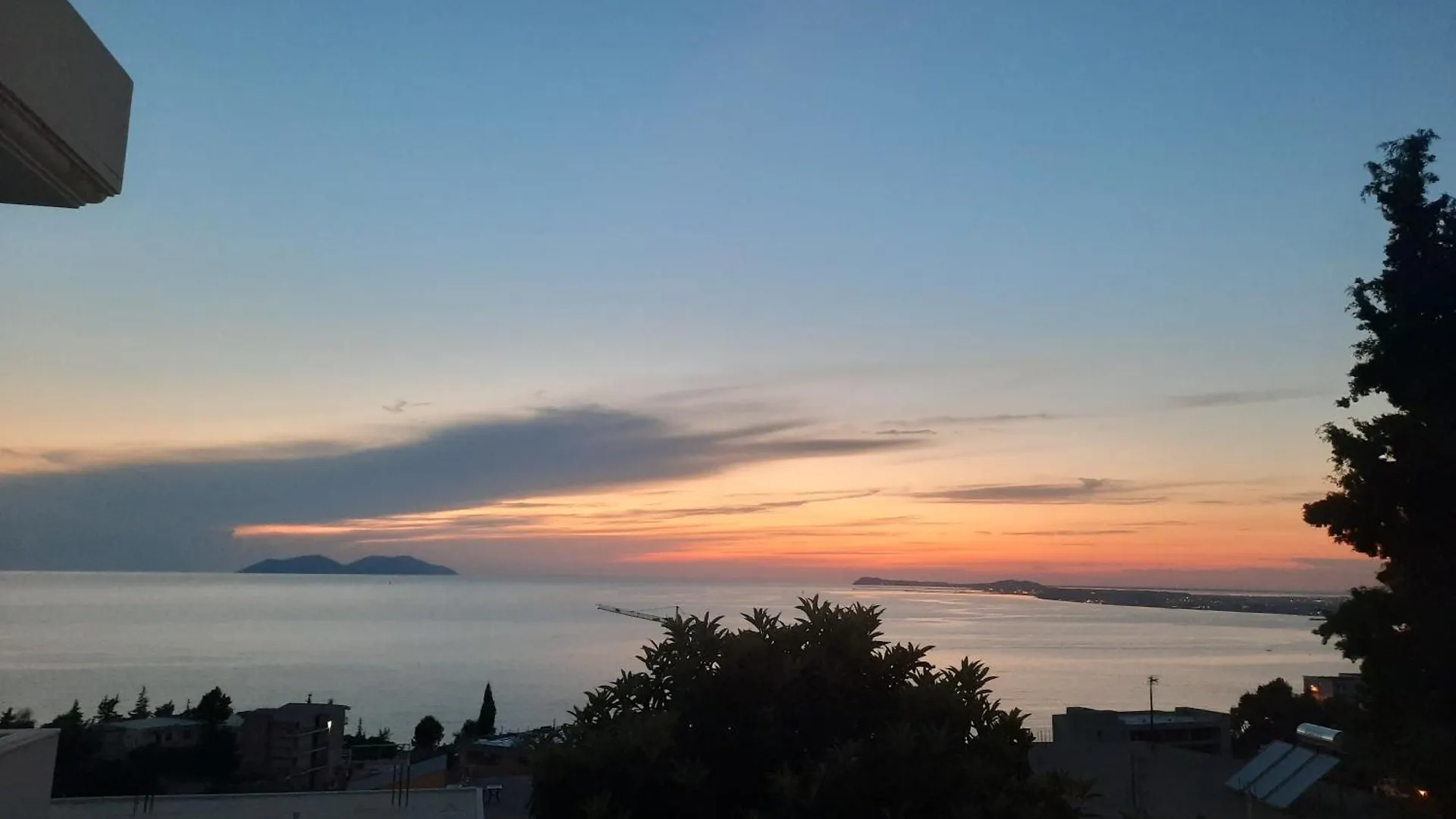 Apartment Adam Residence Free Parking Vlore