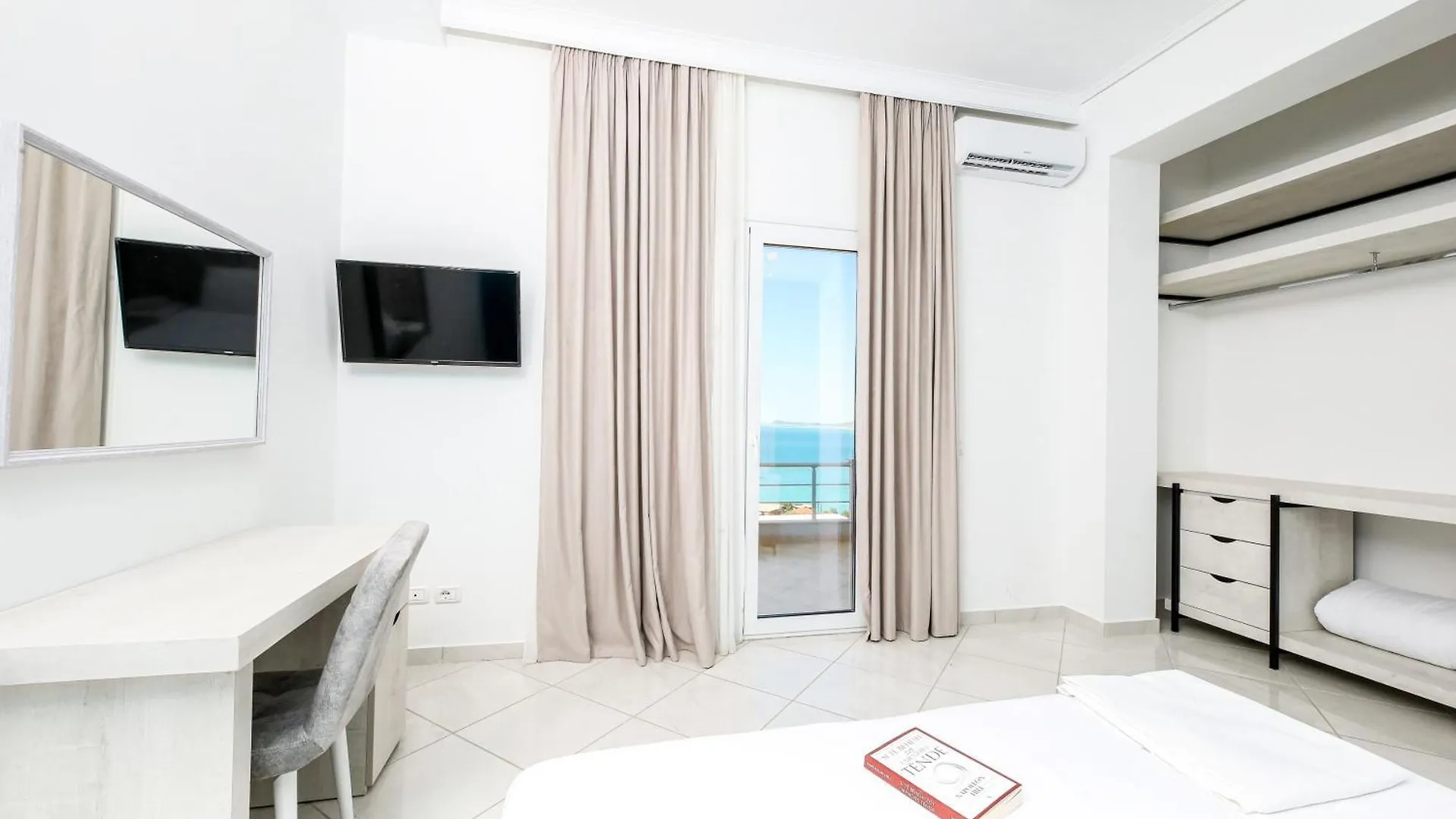 Apartment Adam Residence Free Parking Vlore