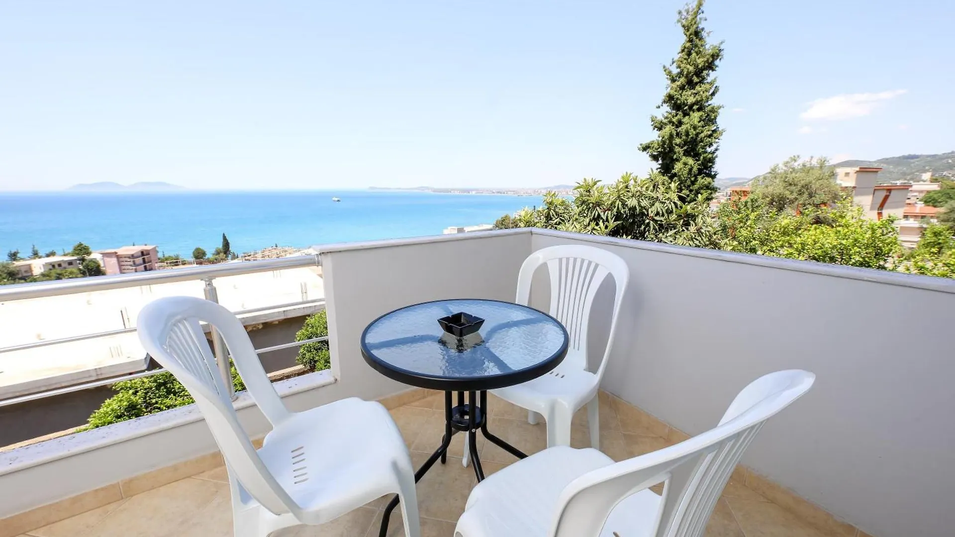 Adam Residence Free Parking Vlore