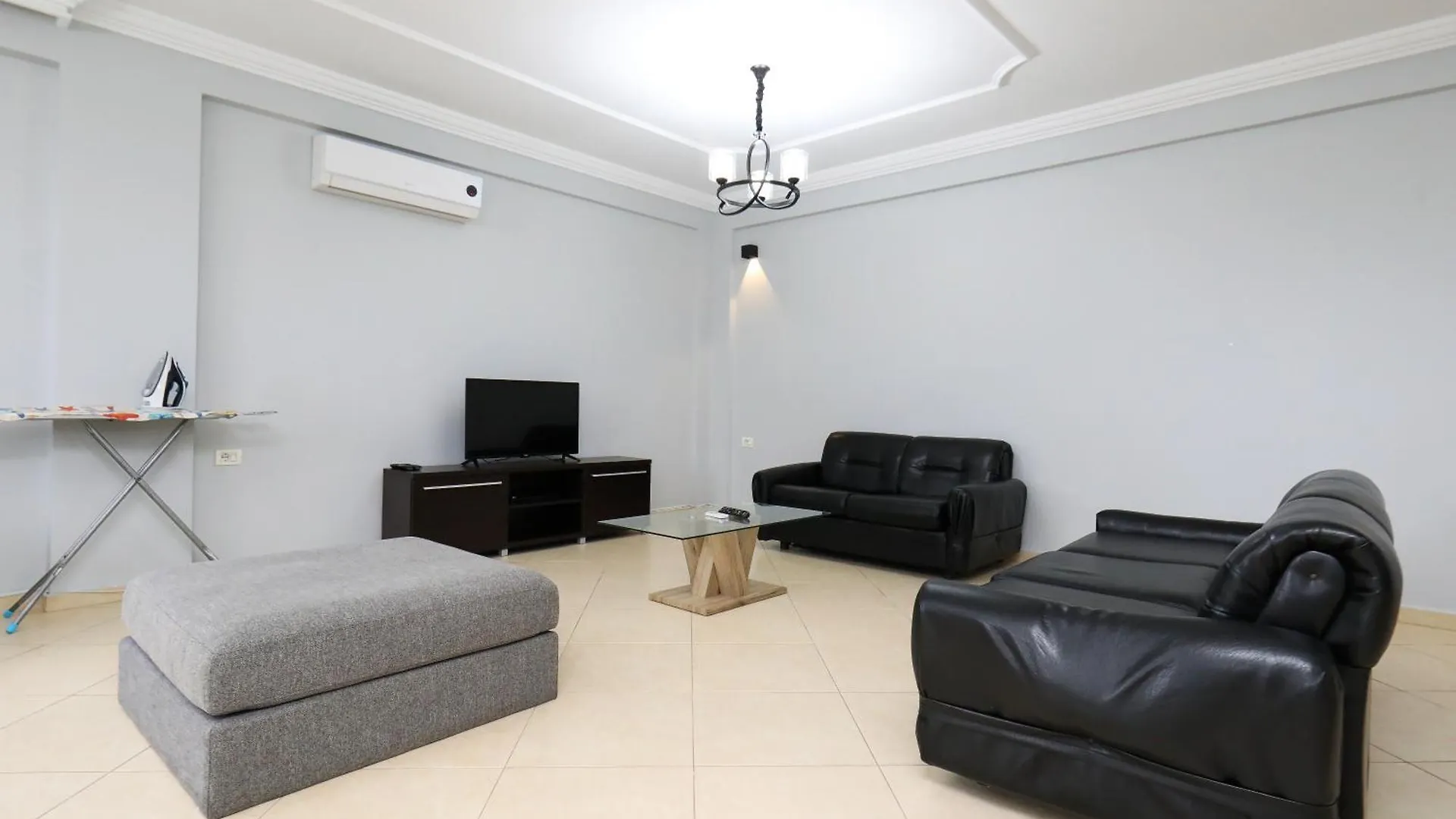 Apartment Adam Residence Free Parking Vlore