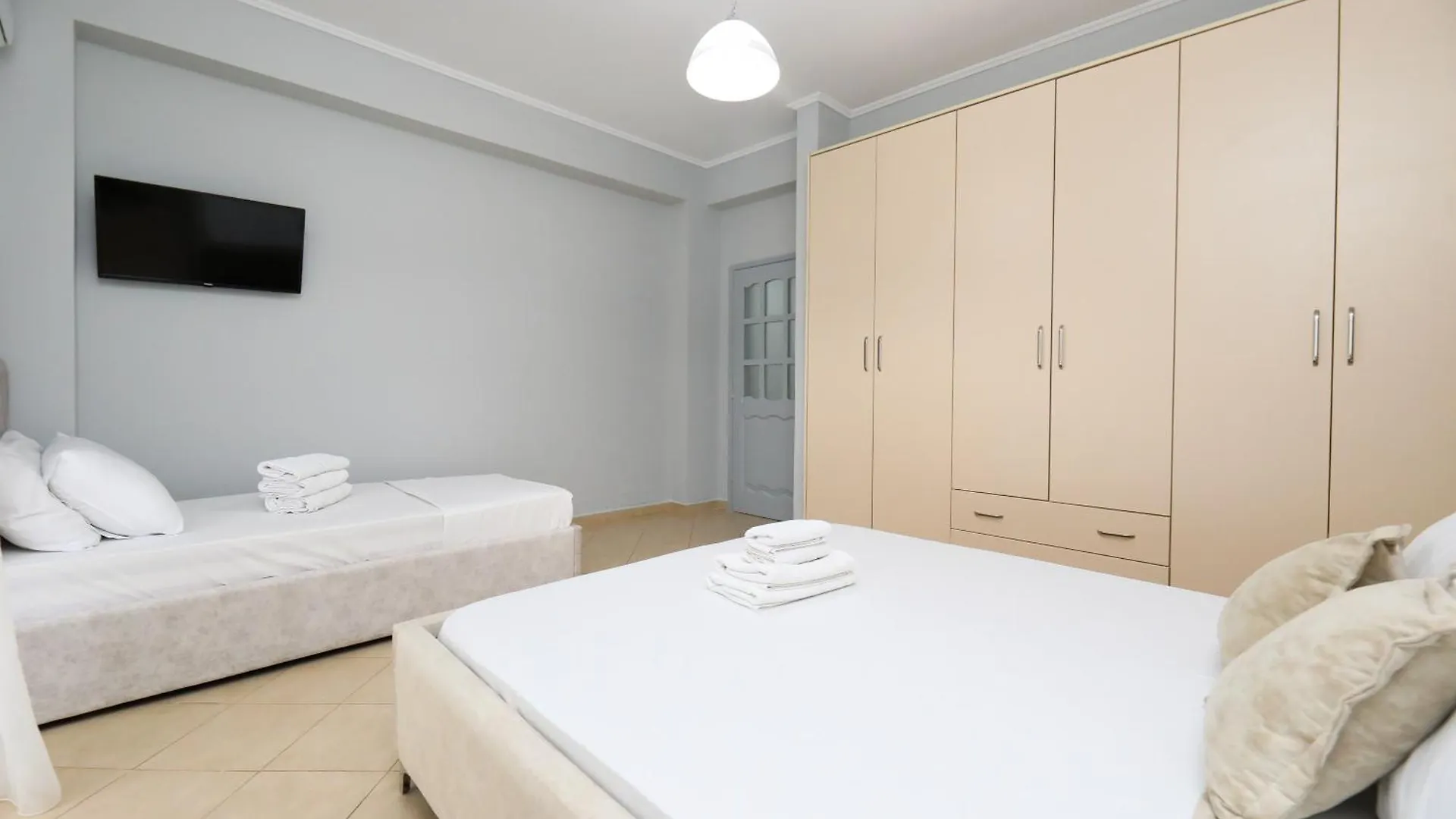 Apartment Adam Residence Free Parking Vlore