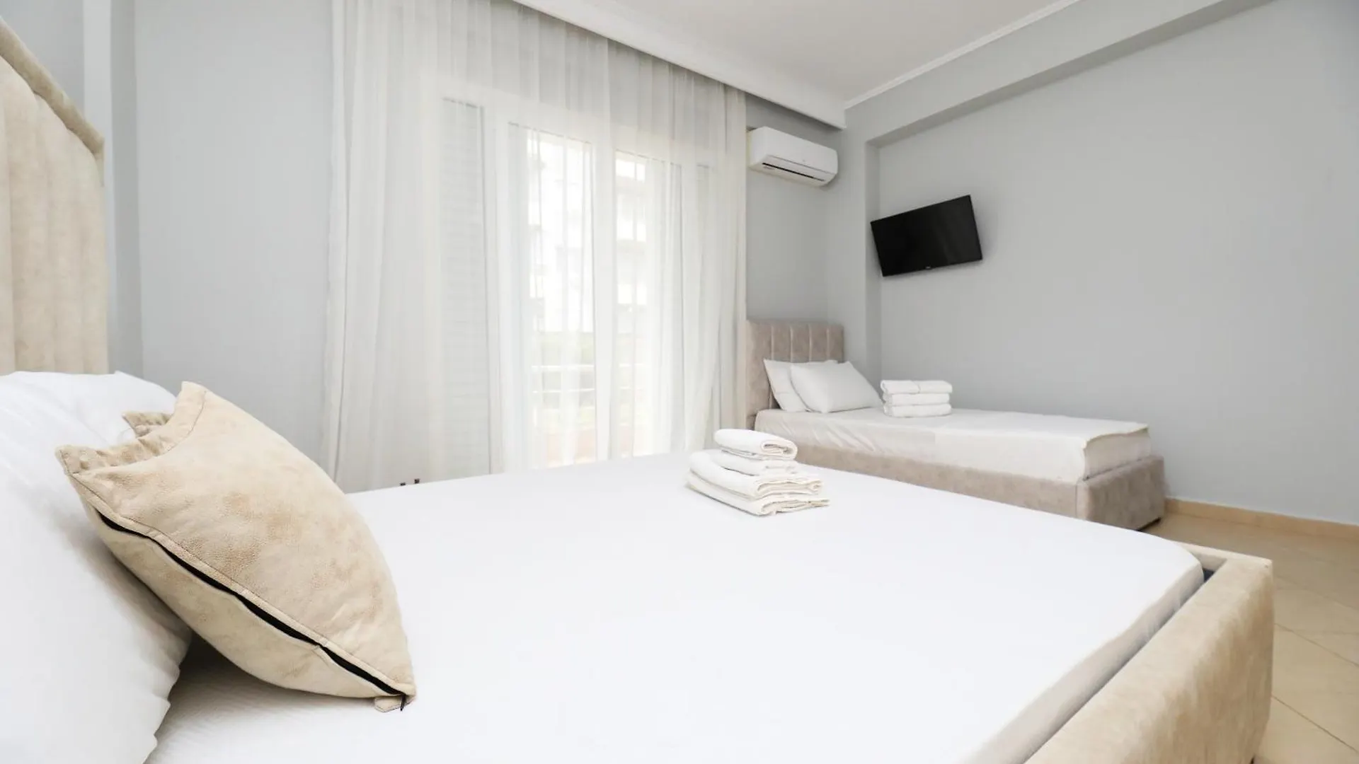Adam Residence Free Parking Vlore