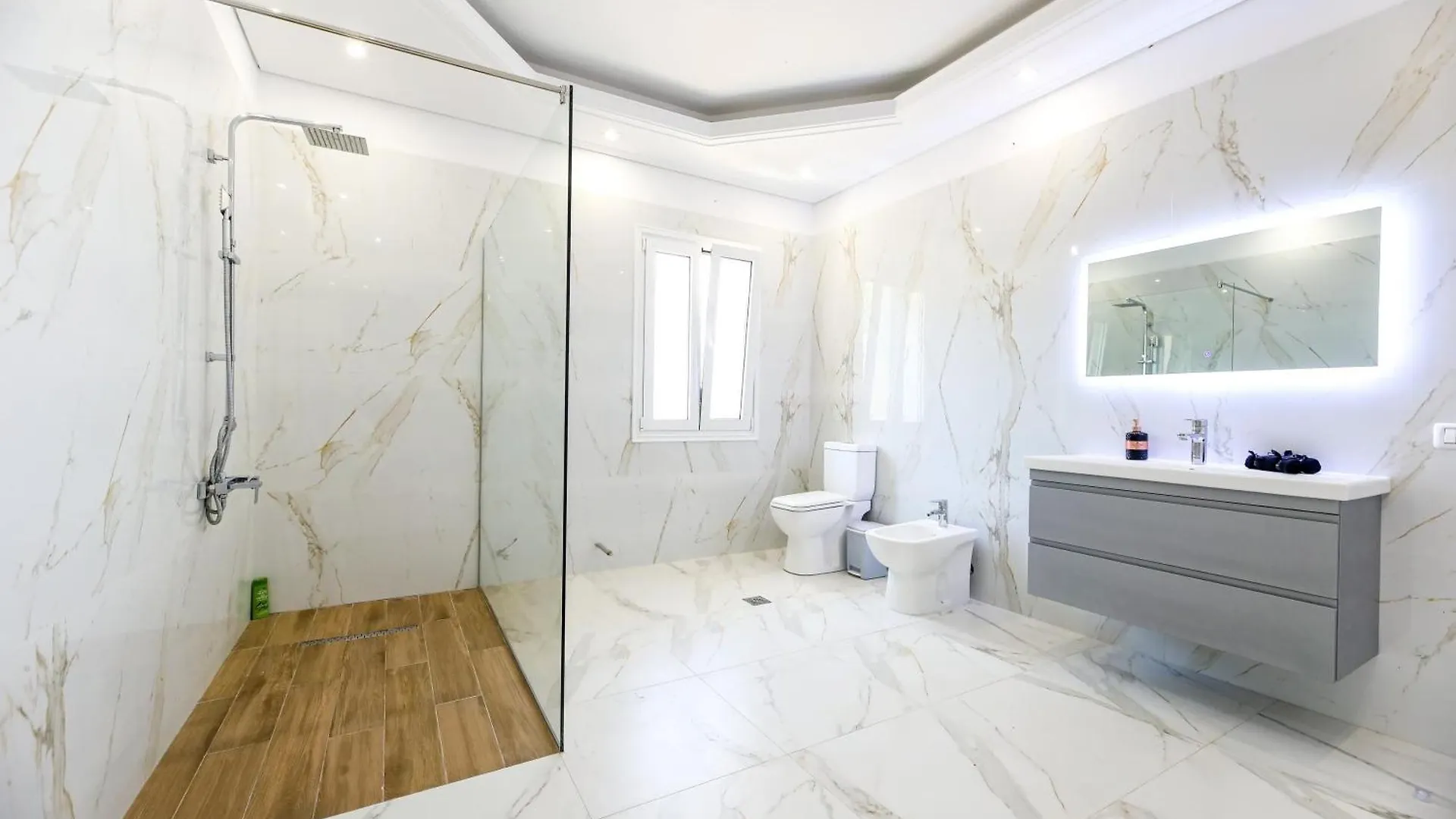 Adam Residence Free Parking Vlore Apartment